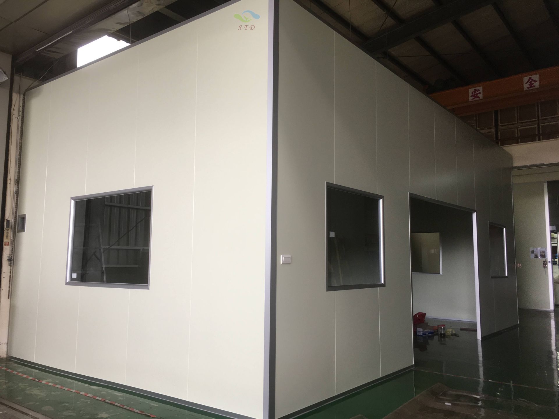 電子廠